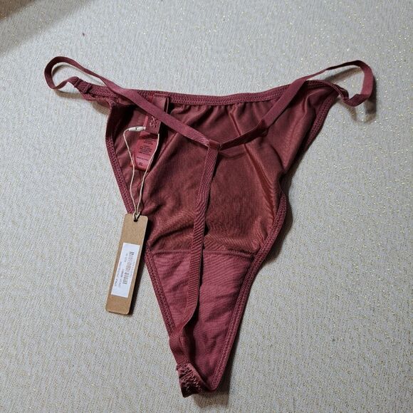 NWT SKIMS THONG underwear SILKY SOFT - Picture 8 of 13